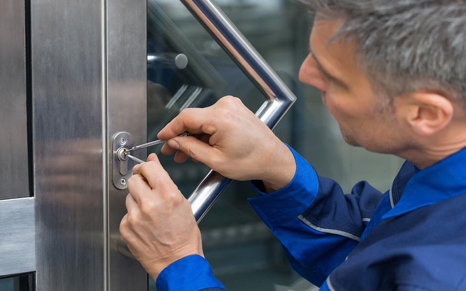 serrurier ouverture porte Parmain